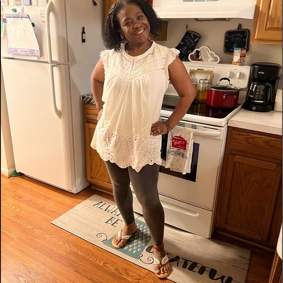 Meet your Posher, Althea - Picture 7 of 16